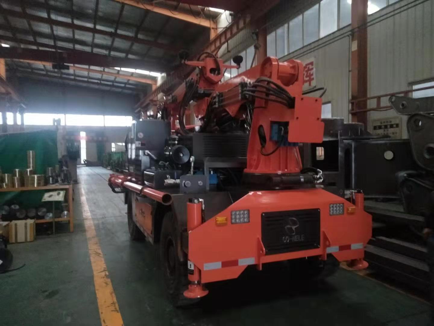 混凝土泵 濕噴臺車 濕噴機(jī)